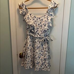 Francesca’s Floral Sun Dress Size Large